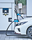 PHV・EV車用​​ 200V充電アダプター