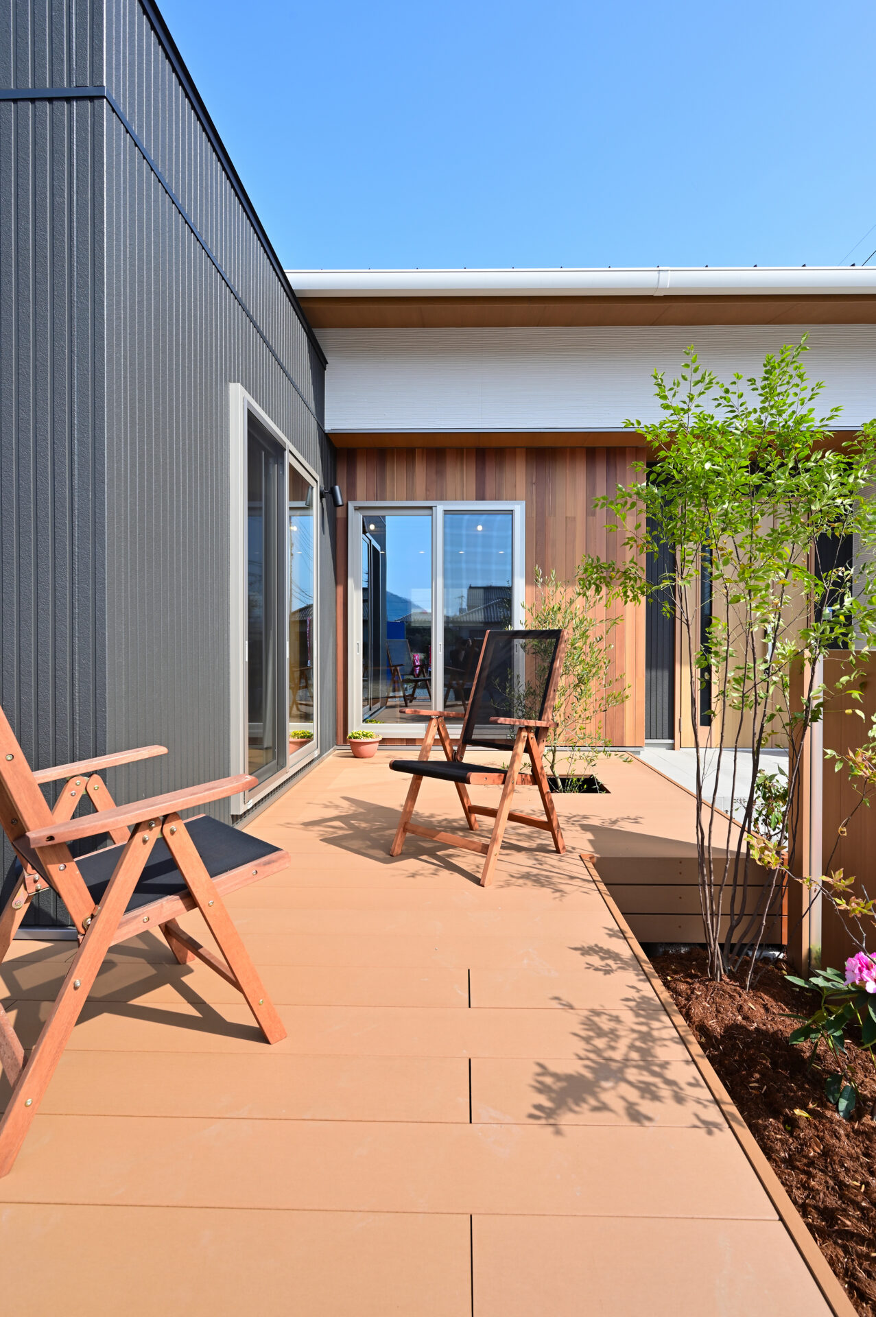 プライベートウッドデッキ