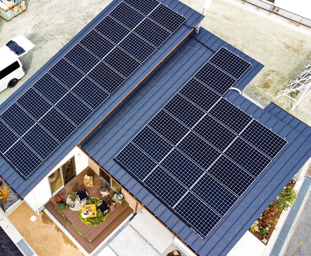 ソーラーパネル搭載屋根